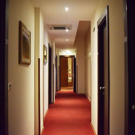 Oda ve Kahvaltı Residenza Wagner 4*